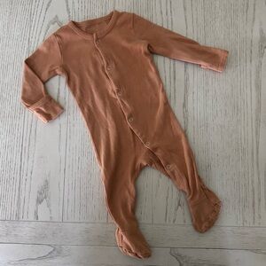 Modern Burlap Rust Organic Cotton Footie